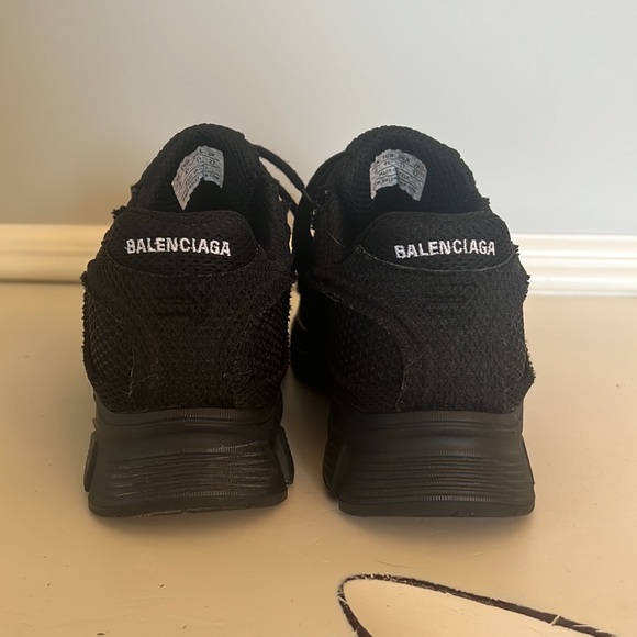 BALENCIAGA PHANTOM SNEAKERS - Picture 6 of 9